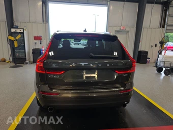 2020 Volvo XC60 T6 Momentum - miniatura 5