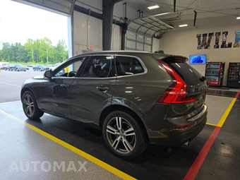 2020 Volvo XC60 T6 Momentum - miniatura 6