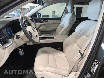 2020 Volvo XC60 T6 Momentum - miniatura 7