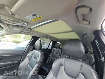 2020 Volvo XC90 T5 Momentum 7-Passenger - miniatura 11