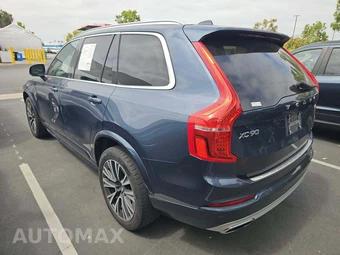 2020 Volvo XC90 T5 Momentum 7-Passenger - miniatura 2