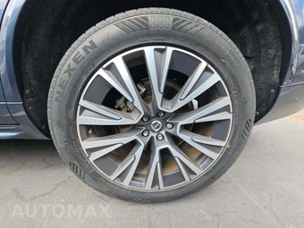 2020 Volvo XC90 T5 Momentum 7-Passenger - miniatura 30