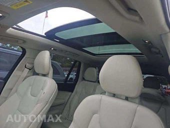 2020 Volvo XC90 T5 Momentum 7-Passenger - miniatura 11