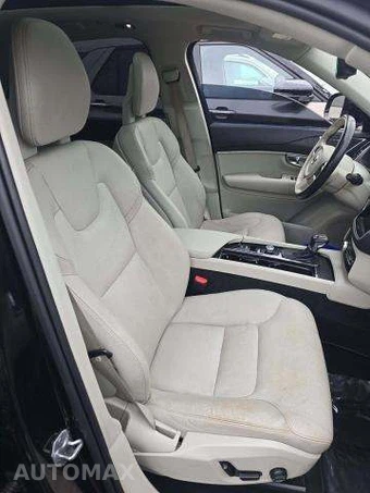 2020 Volvo XC90 T5 Momentum 7-Passenger - miniatura 19