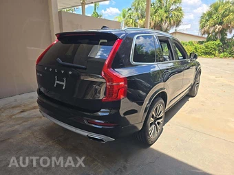 2020 Volvo XC90 T5 Momentum 7-Passenger - miniatura 3