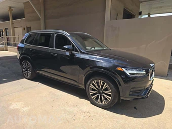 2020 Volvo XC90 T5 Momentum 7-Passenger - miniatura 4
