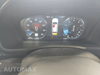 2020 Volvo XC90 T5 Momentum 7-Passenger - miniatura 12