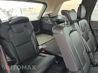 2020 Volvo XC90 T5 Momentum 7-Passenger - miniatura 14