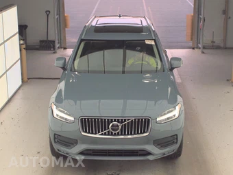 2020 Volvo XC90 T5 Momentum 7-Passenger - miniatura 2