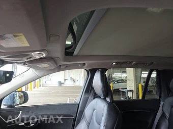 2020 Volvo XC90 T5 Momentum 7-Passenger - miniatura 21