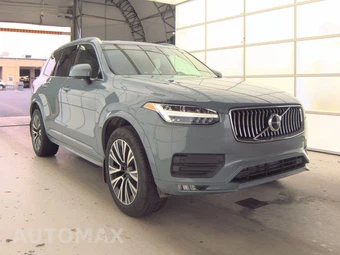 2020 Volvo XC90 T5 Momentum 7-Passenger - miniatura 3