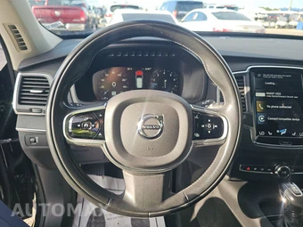 2020 Volvo XC90 T5 Momentum 7-Passenger - miniatura 10