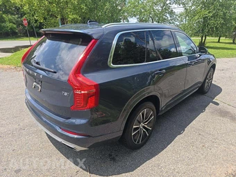 2020 Volvo XC90 T5 Momentum 7-Passenger - miniatura 3