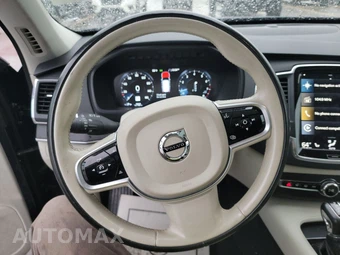 2020 Volvo XC90 T5 Momentum 7-Passenger - miniatura 10