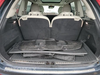 2020 Volvo XC90 T5 Momentum 7-Passenger - miniatura 16