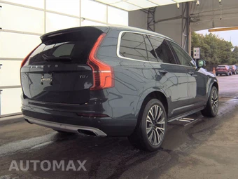 2020 Volvo XC90 T5 Momentum 7-Passenger - miniatura 4