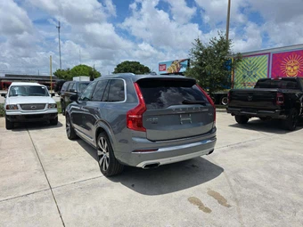 2020 Volvo XC90 T6 Inscription 6-Passenger - miniatura 2