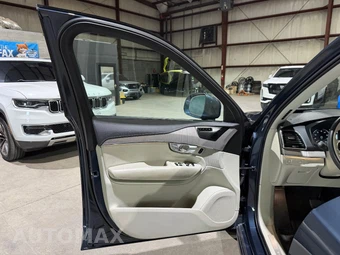 2020 Volvo XC90 T6 Inscription 6-Passenger - miniatura 11