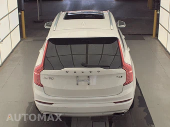 2020 Volvo XC90 T6 Momentum 6-Passenger - miniatura 5