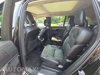 2020 Volvo XC90 T6 Momentum 6-Passenger - miniatura 13