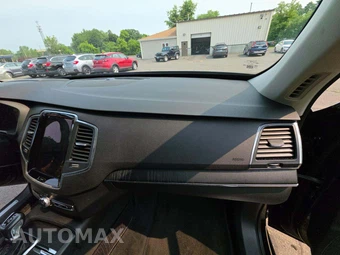 2020 Volvo XC90 T6 Momentum 6-Passenger - miniatura 20