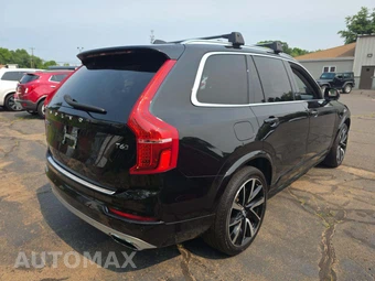 2020 Volvo XC90 T6 Momentum 6-Passenger - miniatura 3