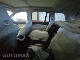 2020 Volvo XC90 T6 Momentum 6-Passenger - miniatura 13