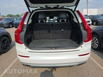 2020 Volvo XC90 T6 Momentum 6-Passenger - miniatura 15