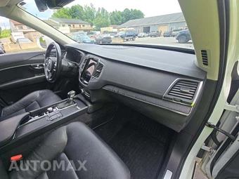 2020 Volvo XC90 T6 Momentum 6-Passenger – miniatura 17