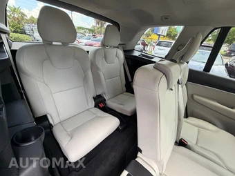 2020 Volvo XC90 T6 Momentum 7-Passenger - miniatura 21