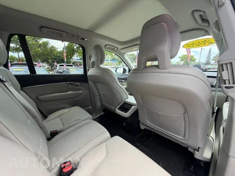2020 Volvo XC90 T6 Momentum 7-Passenger - miniatura 23