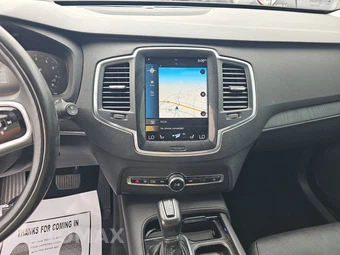 2020 Volvo XC90 T6 Momentum 7-Passenger - miniatura 11