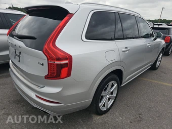 2020 Volvo XC90 T6 Momentum 7-Passenger - miniatura 4