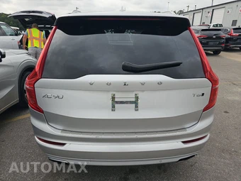 2020 Volvo XC90 T6 Momentum 7-Passenger - miniatura 5