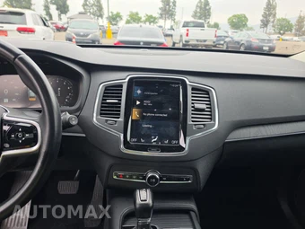 2020 Volvo XC90 T6 Momentum 7-Passenger - miniatura 11