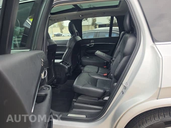2020 Volvo XC90 T6 Momentum 7-Passenger - miniatura 13