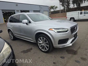 2020 Volvo XC90 T6 Momentum 7-Passenger - miniatura 3