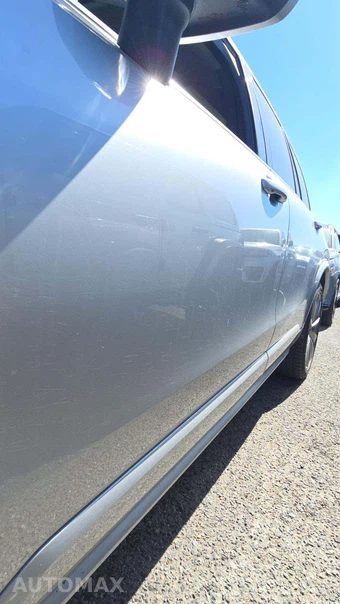 2020 Volvo XC90 T6 Momentum 7-Passenger - miniatura 31