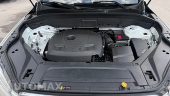 2020 Volvo XC90 T6 Momentum 7-Passenger - miniatura 16