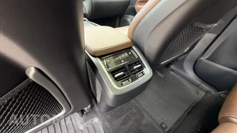 2020 Volvo XC90 T6 Momentum 7-Passenger - miniatura 27