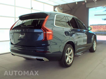 2020 Volvo XC90 T6 Momentum 7-Passenger - miniatura 4