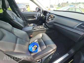 2020 Volvo XC90 T6 Momentum 7-Passenger - miniatura 19