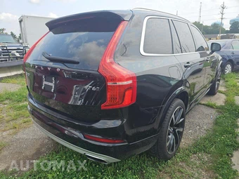 2020 Volvo XC90 T6 Momentum 7-Passenger - miniatura 3