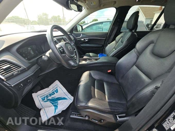 2020 Volvo XC90 T6 Momentum 7-Passenger - miniatura 6