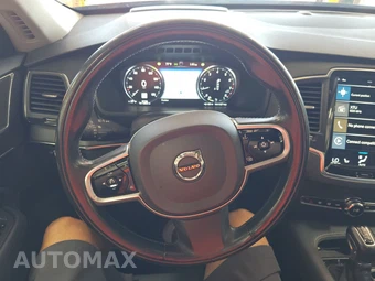 2020 Volvo XC90 T6 Momentum 7-Passenger - miniatura 10