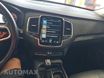 2020 Volvo XC90 T6 Momentum 7-Passenger - miniatura 11