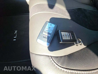2021 Acura ILX w/Technology & A-Spec Pkgs – miniatura 5