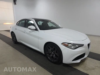 2021 Alfa Romeo Giulia Ti – miniatura 3