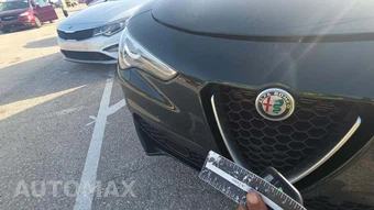 2021 Alfa Romeo Stelvio Ti – miniatura 26