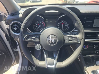 2021 Alfa Romeo Stelvio Ti - miniatura 10